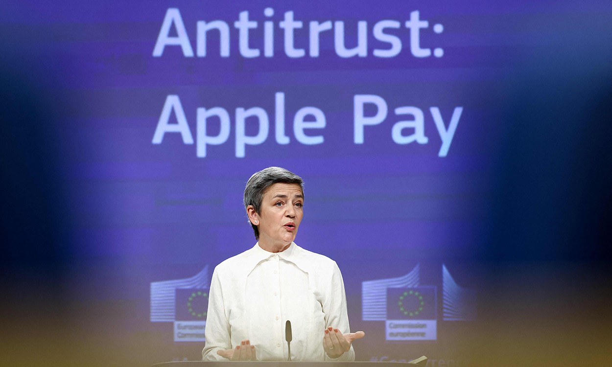 EU anklager Apple for å misbruke markedsmakt med Apple Pay - DNB Nyheter